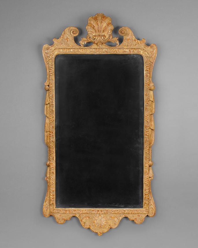 A GEORGE I CARVED GESSO AND GILTWOOD WALL MIRROR  | MasterArt